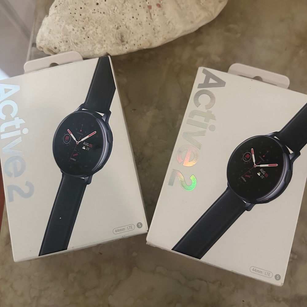 2 Samsung Active 2 44 mm LTE watches